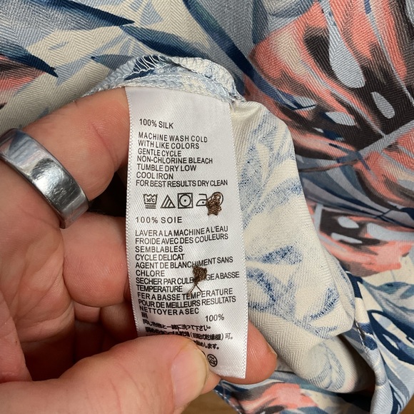 Tommy Bahama Silk Hawaiian Camp Shirt – XXL Tropical Monstera - Picture 8 of 13